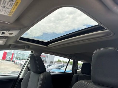 Used 2018 Toyota RAV4 XLE w/ Plus Extra Value Package AWD/4WD image 31