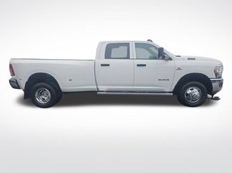 Certified 2022 RAM 3500 Tradesman video 2