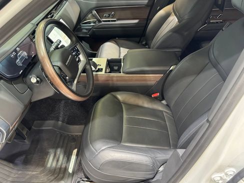 Used 2025 Land Rover Range Rover Autobiography AWD/4WD image 17