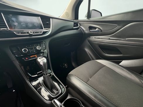 Used 2018 Buick Encore Preferred FWD image 40