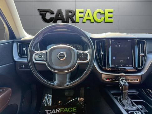 Used 2020 Volvo XC60 T5 Momentum AWD/4WD image 22