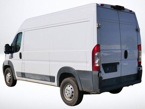 Used 2017 RAM ProMaster 2500 image 2