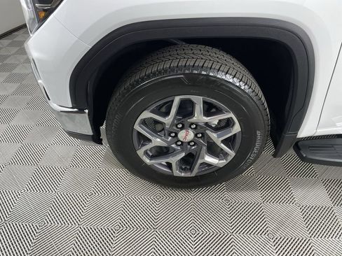 Used 2026 GMC Sierra 1500 SLT w/ SLT Premium Package image 33