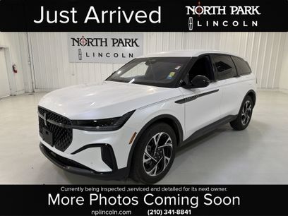 Used 2025 Lincoln Nautilus Premier w/ Jet Appearance Package