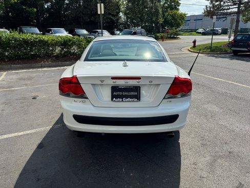 Used 2009 Volvo C70 T5 FWD image 13