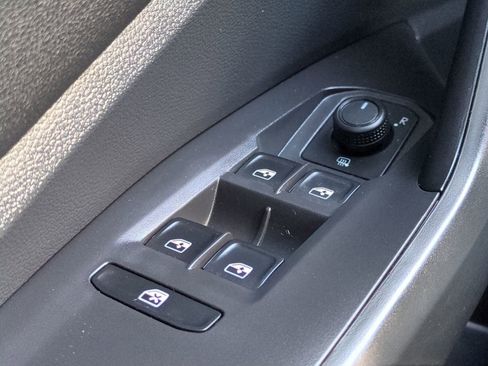 Used 2019 Volkswagen Jetta R-Line image 24