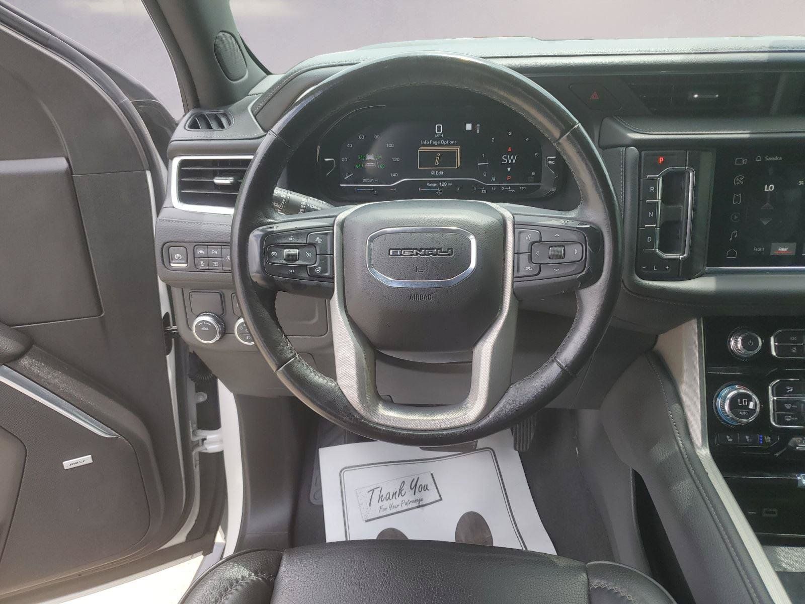 Used 2022 GMC Yukon XL Denali RWD image 12
