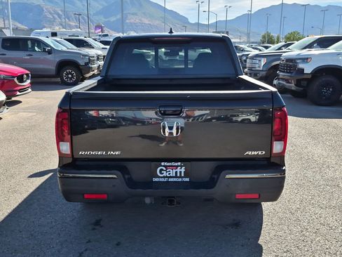 Used 2018 Honda Ridgeline Black Edition image 4