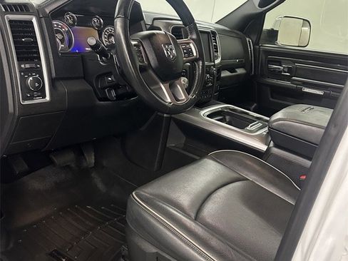 Used 2018 RAM 1500 Limited image 12