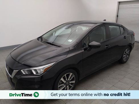 Used 2021 Nissan Versa SV FWD image 1