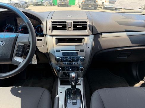 Used 2012 Ford Fusion SE FWD image 25
