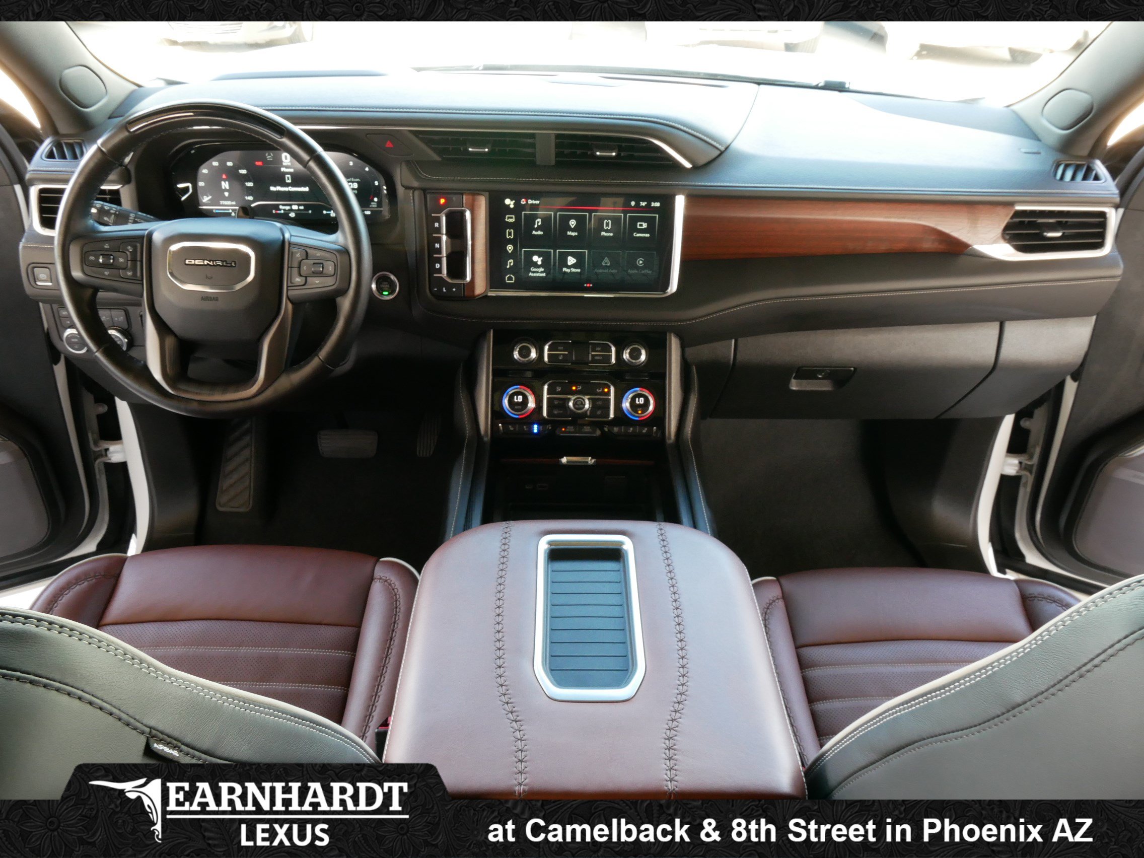Used 2023 GMC Yukon Denali Ultimate AWD/4WD image 32