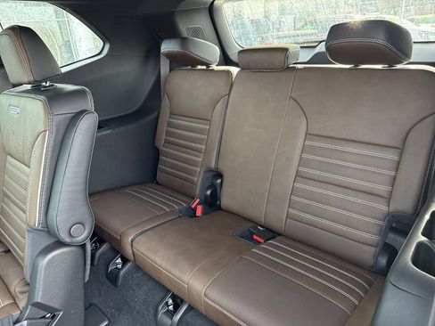 New 2026 GMC Acadia Denali Ultimate image 11