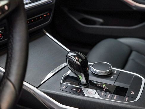 Certified 2022 BMW 330i Sedan w/ Premium Package 2 image 24