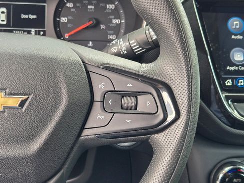Used 2023 Chevrolet TrailBlazer LT w/ Convenience Package FWD image 30