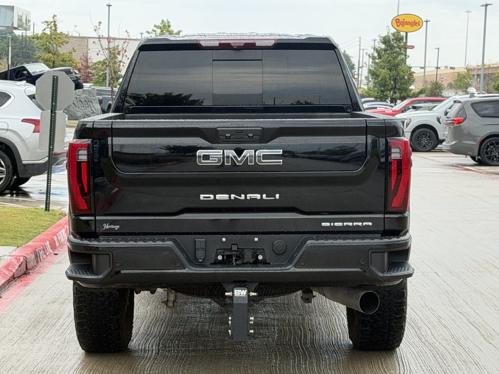 Used 2025 GMC Sierra 2500 Denali Ultimate AWD/4WD image 5