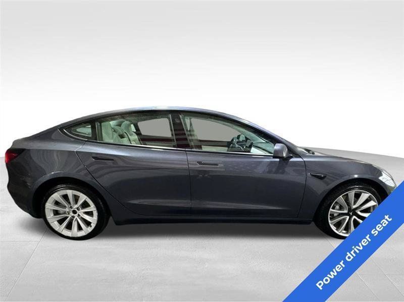 Used 2021 Tesla Model 3 Standard Range Plus RWD image 4