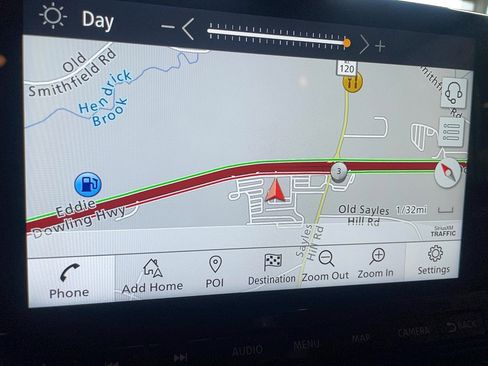 Used 2024 Nissan Pathfinder Platinum w/ Cargo Package image 13