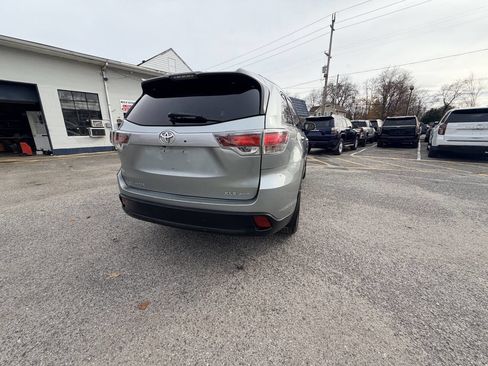 Used 2015 Toyota Highlander XLE image 14