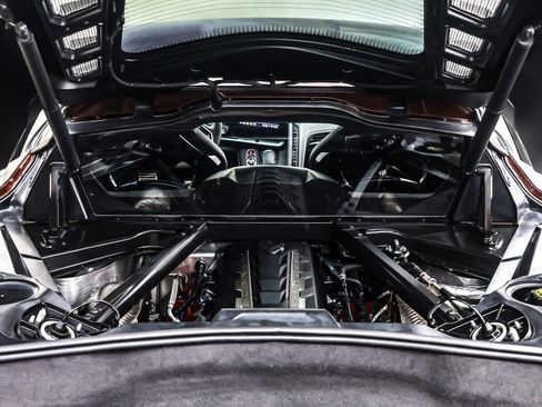 Used 2023 Chevrolet Corvette Stingray Premium Cpe w/ Z51 Performance Package image 10