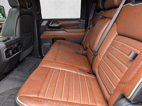 Used 2024 GMC Sierra 2500 Denali Ultimate AWD/4WD image 26