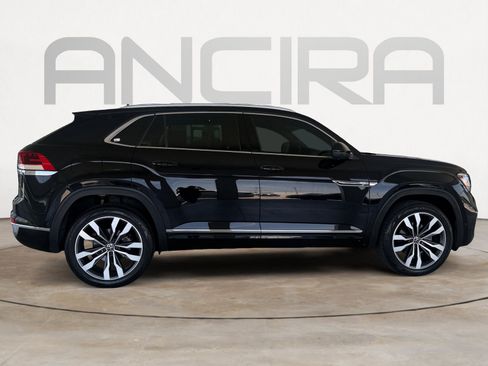 Used 2023 Volkswagen Atlas Cross Sport SEL Premium R-Line AWD/4WD image 11