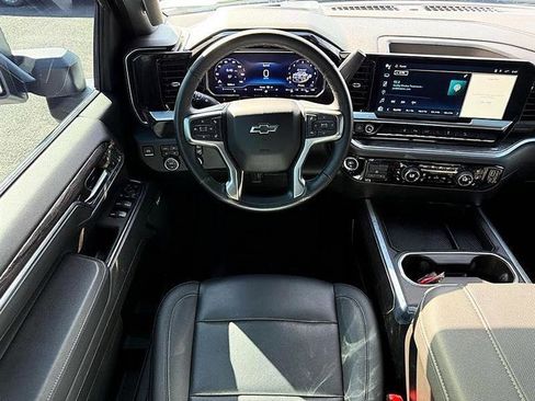 Used 2024 Chevrolet Silverado 2500 LTZ w/ LTZ Plus Package AWD/4WD image 25