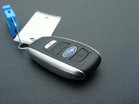 Used 2025 Subaru Outback Touring image 39