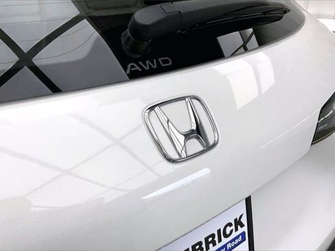 Certified 2023 Honda HR-V LX image 31