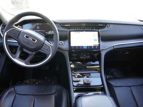 Certified 2023 Jeep Grand Cherokee L Limited w/ Luxury Tech Group II AWD/4WD image 20