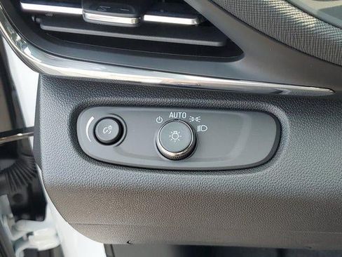 New 2026 Buick Envista Preferred w/ Convenience I Package FWD image 30
