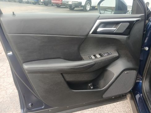 Used 2025 Mitsubishi Outlander SE AWD/4WD image 15