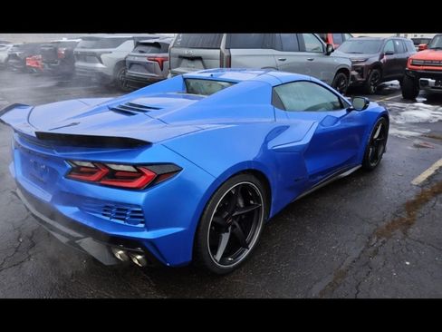 Used 2024 Chevrolet Corvette E-Ray image 9