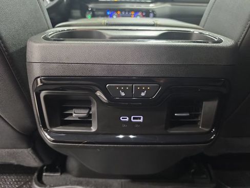 Used 2026 Chevrolet Silverado 2500 ZR2 AWD/4WD image 25