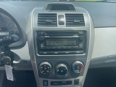 Used 2012 Toyota Corolla LE image 15