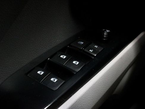 Used 2018 Toyota Camry LE w/ Audio Package FWD image 22