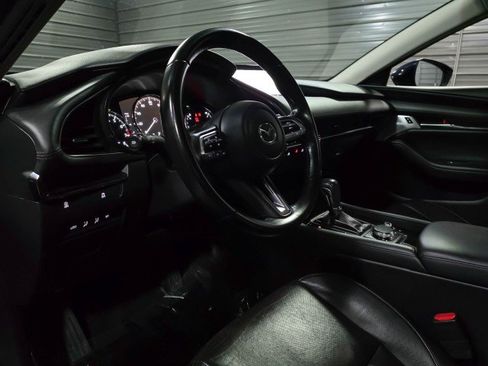 Used 2021 MAZDA MAZDA3 s image 10