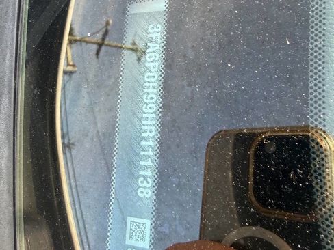 Used 2017 Ford Fusion SE image 13