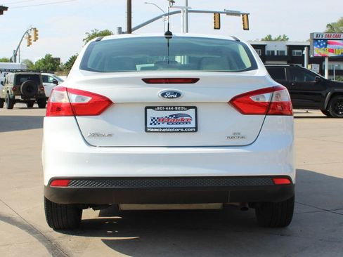 Used 2012 Ford Focus SE FWD image 31