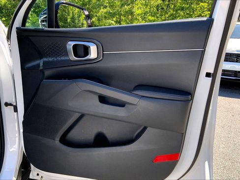 Used 2023 Kia Sorento S w/ Panoramic Sunroof Package FWD image 26