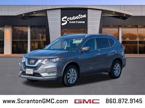 Used 2020 Nissan Rogue SV image 1