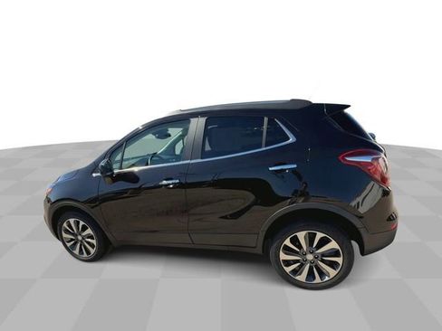 Used 2022 Buick Encore Preferred w/ Safety Package II image 37