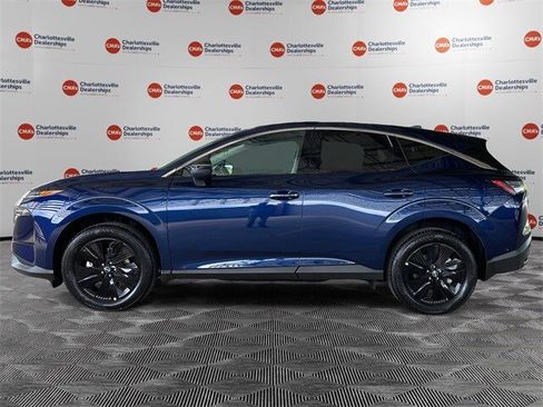 New 2025 Nissan Murano SV image 2