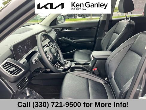 Certified 2025 Kia Seltos EX AWD/4WD image 42