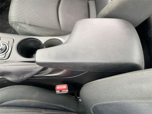 Used 2016 MAZDA MAZDA3 i Sport w/ Preferred Equipment Package image 28