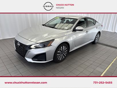 Used 2023 Nissan Altima 2.5 SV