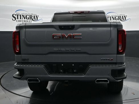 Used 2025 GMC Sierra 1500 AT4 w/ AT4 Premium Package AWD/4WD image 6
