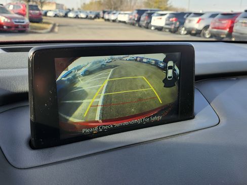 Used 2019 MAZDA CX-9 Touring w/ Touring Premium Package image 4