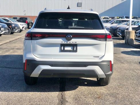 New 2026 Volkswagen Tiguan S AWD/4WD image 5