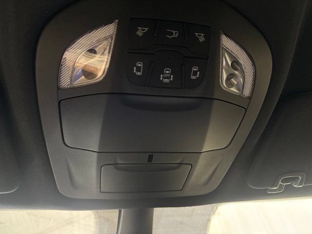 Used 2025 Chrysler Pacifica Select FWD image 22